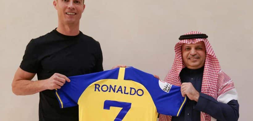 Cristiano Ronaldo agrees to a rumored world-record contract with Saudi Arabian soccer team Al Nassr